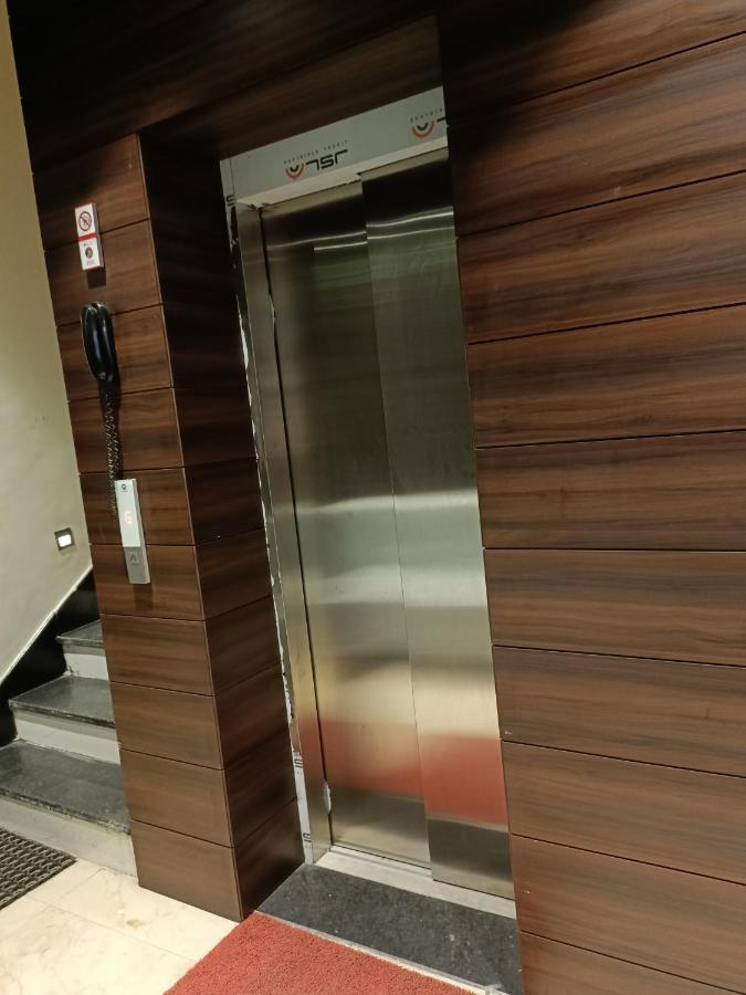 Hotel Vrinda Inn Udaipur Bagian luar foto