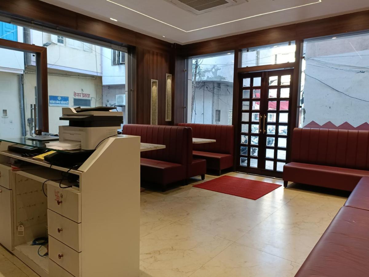 Hotel Vrinda Inn Udaipur Bagian luar foto